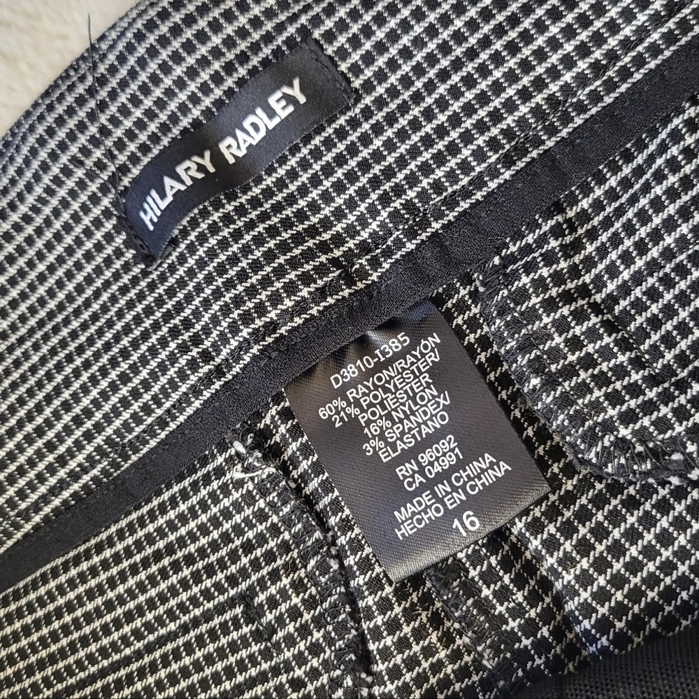 Hilary Radley Pull-On Pants Black/White Squared Print Women's Size 16 - Picture 3 of 6